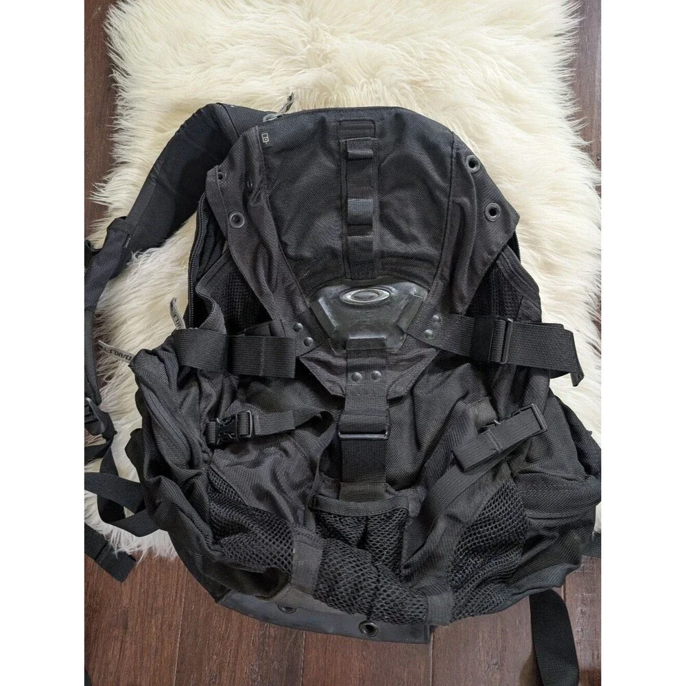 Vintage Y2K Oakley Icon Backpack Black Tactical Utility Laptop Travel Bag